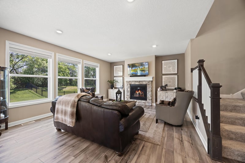 7228 Auburn Ln, Inver Grove Heights, MN 55077