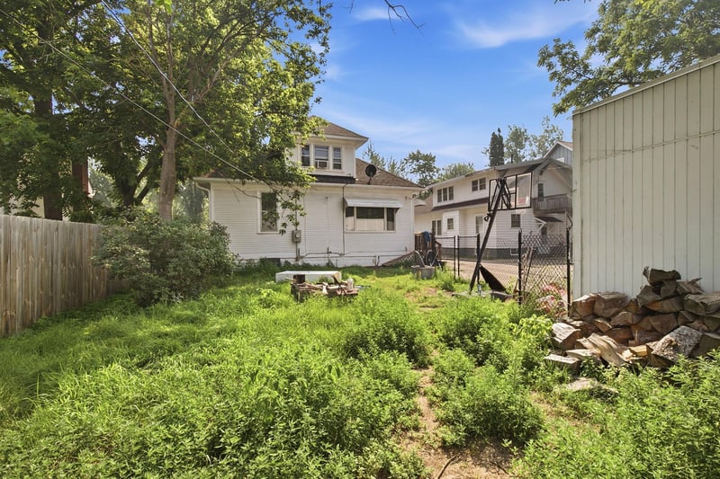 711 N 7th St, Brainerd, MN 56401