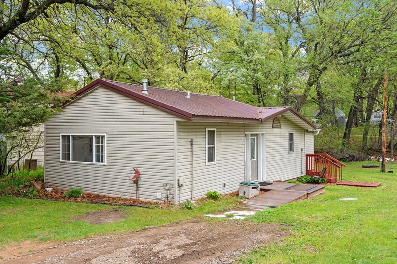 28329 99th St NW, Zimmerman, MN 55398
