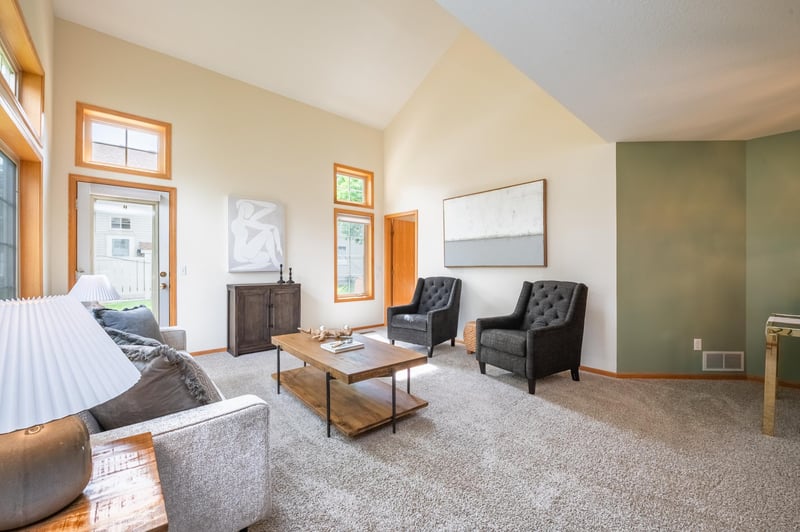 2986 Frattalone Ln, Little Canada, MN 55117