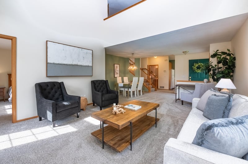 2986 Frattalone Ln, Little Canada, MN 55117