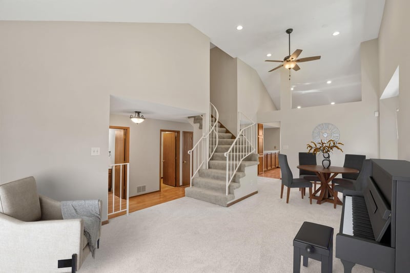 11105 Sumter Ave S, Bloomington, MN 55438