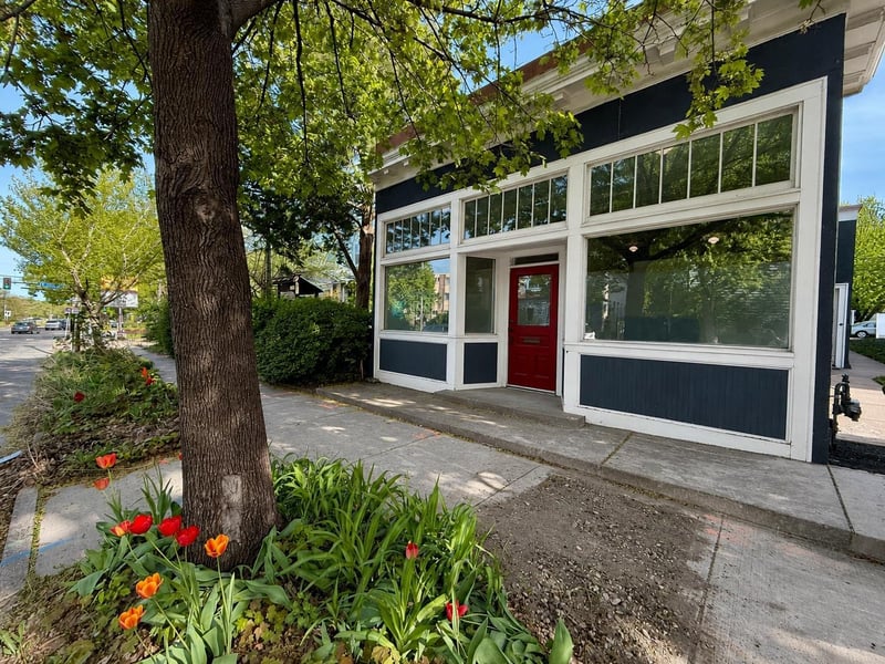 3015 E Franklin Ave, Minneapolis, MN 55406