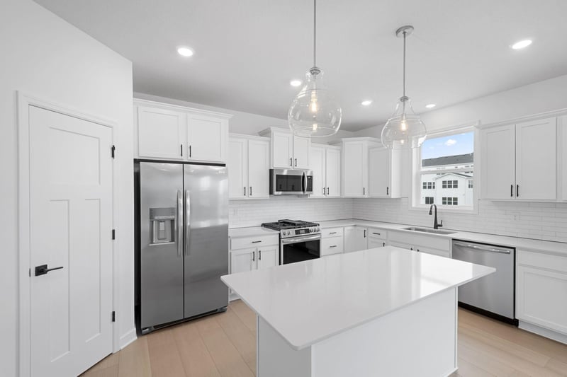 9501 Lydia Ln, Elko New Market, MN 55020