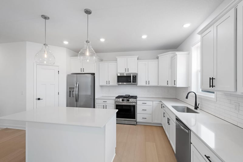 9501 Lydia Ln, Elko New Market, MN 55020
