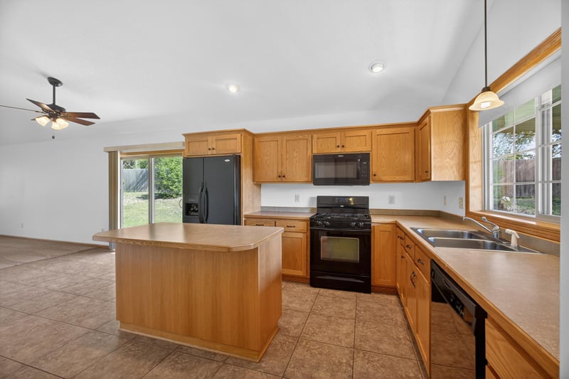 30396 Fox Run Rd, Stacy, MN 55079
