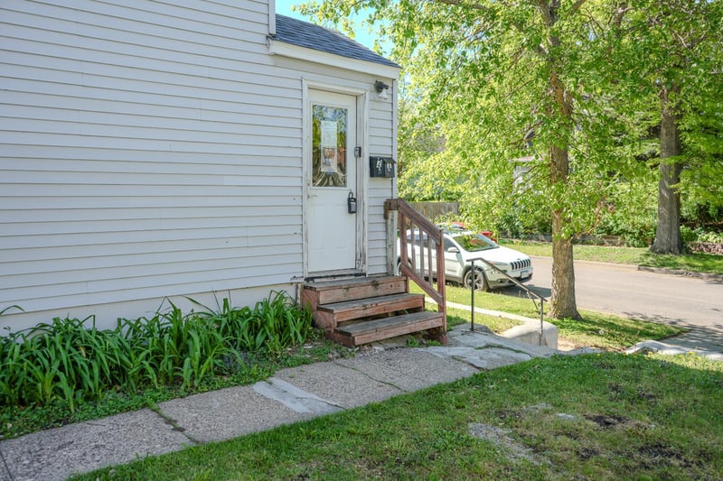 538 Charles Ave, Saint Paul, MN 55103