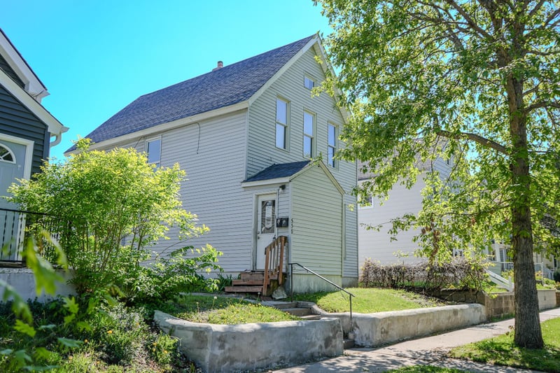 538 Charles Ave, Saint Paul, MN 55103