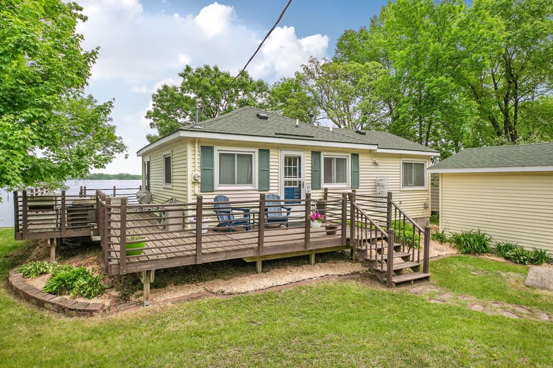 7259 100th Ave SE, Clear Lake, MN 55319