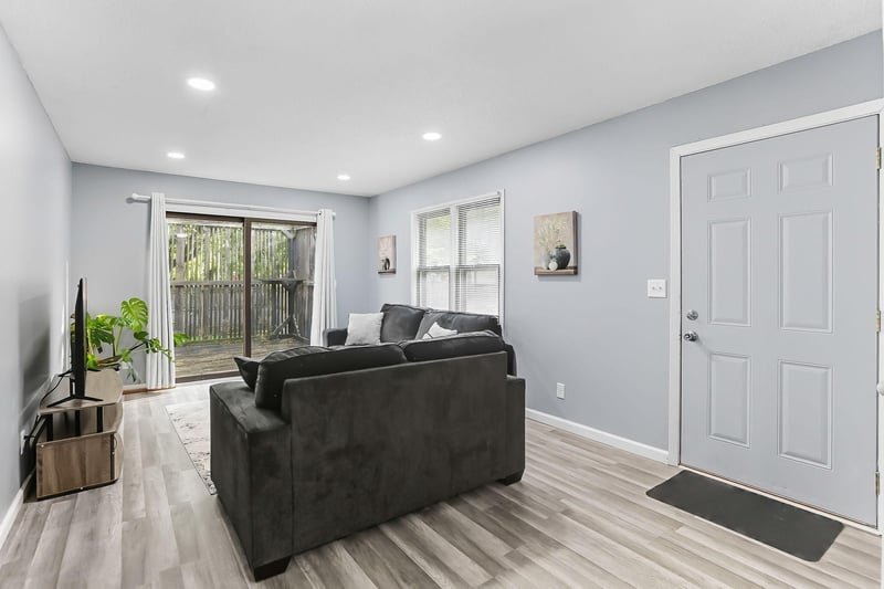 2304 Sheridan Ave N, Minneapolis, MN 55411