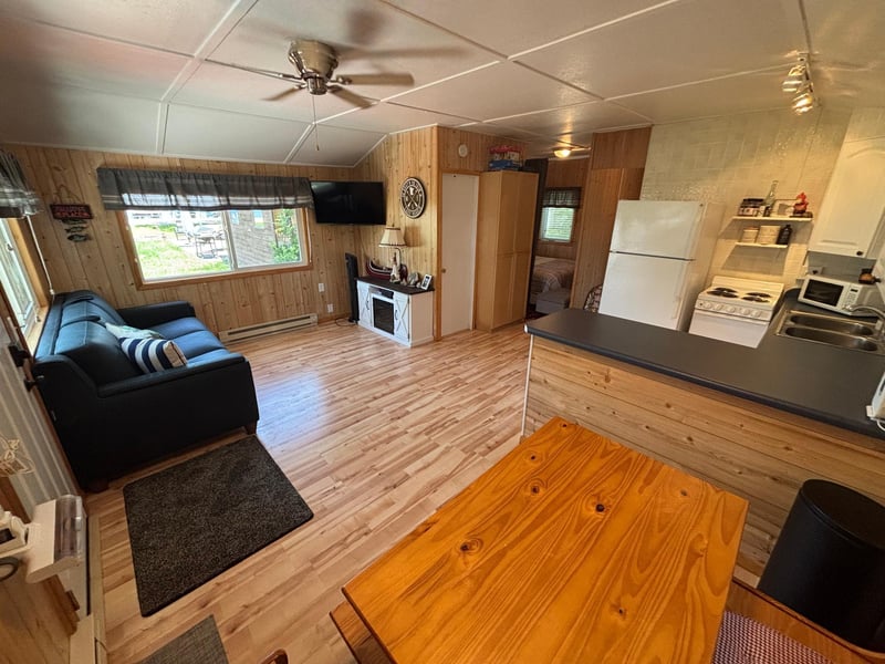 1606 E Lake St, Osakis, MN 56360