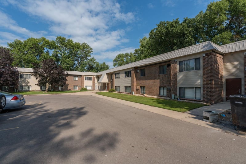 3200 Maple Ave, Slayton, MN 56172