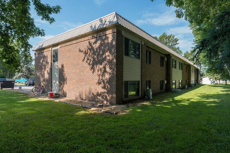 3200 Maple Ave, Slayton, MN 56172
