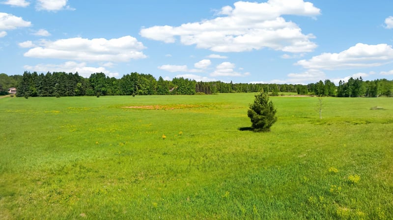 000 Dahl Rd, Hinckley, MN 55037