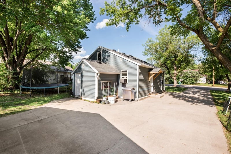 902 Quincy St, Alexandria, MN 56308