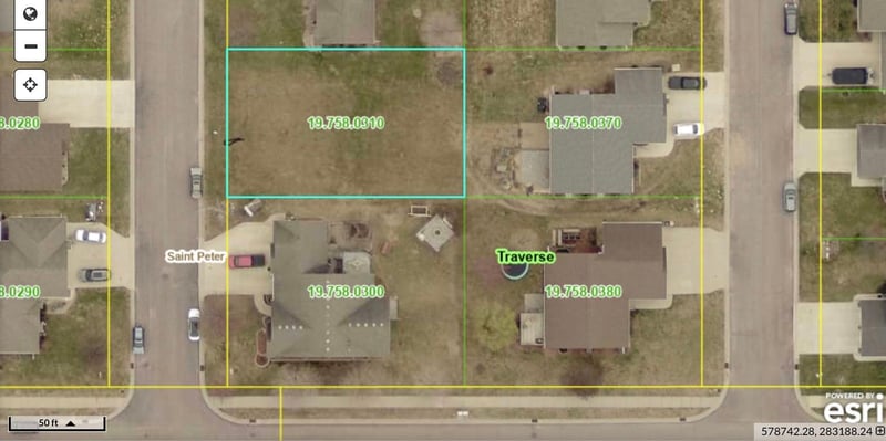 1904 Boulder St, Saint Peter, MN 56082