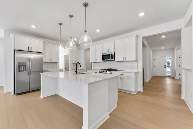 2121 Traverse Dr, Lino Lakes, MN 55038