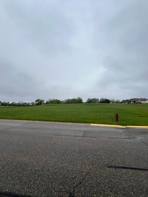 621 Borgrud Ln, Evansville, MN 56326