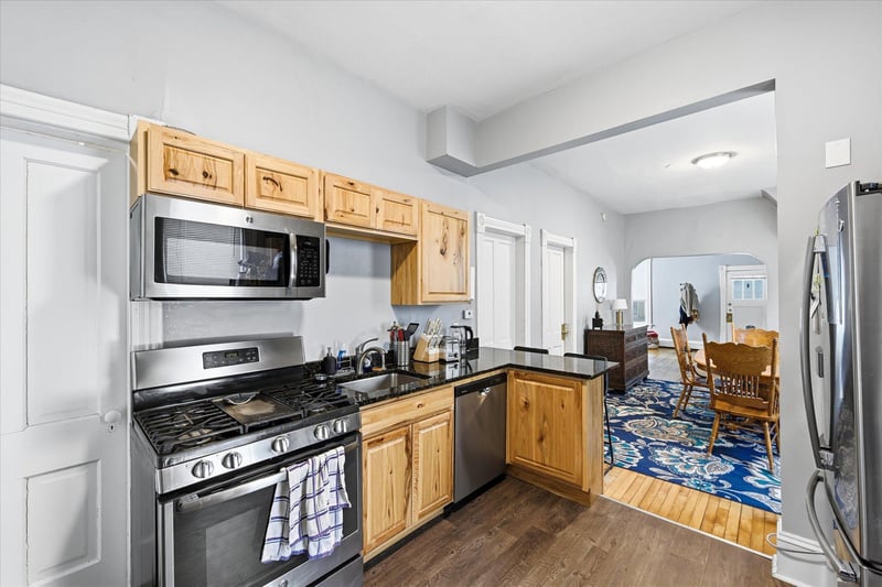713 2nd St NE, Minneapolis, MN 55413
