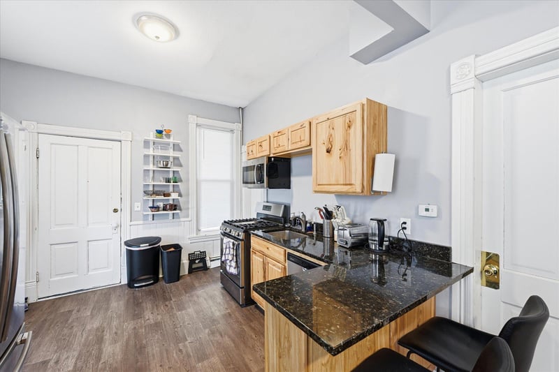 713 2nd St NE, Minneapolis, MN 55413
