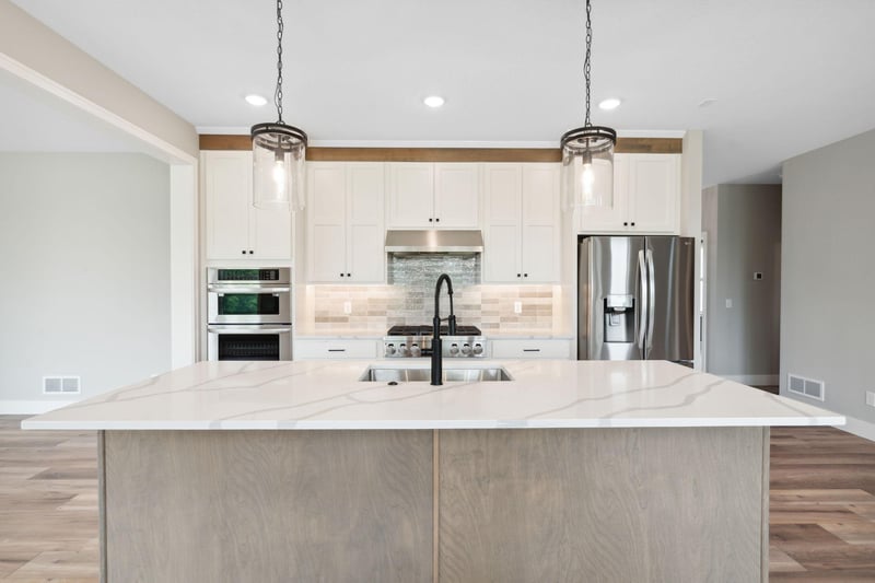 4986 Dodd Rd, Eagan, MN 55123