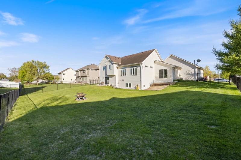 19855 Burlington Pa, Farmington, MN 55024