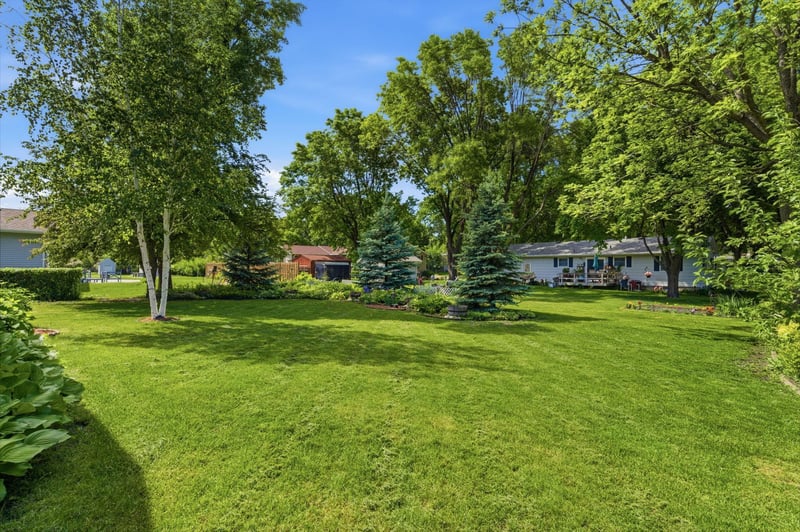 608 26th Ave SW, Willmar, MN 56201