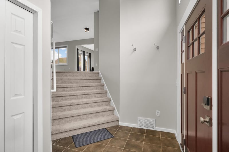 17550 Foxboro Ln, Lakeville, MN 55024