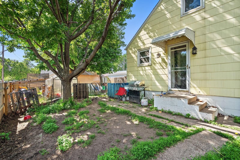 5201 Camden Ave N, Minneapolis, MN 55430