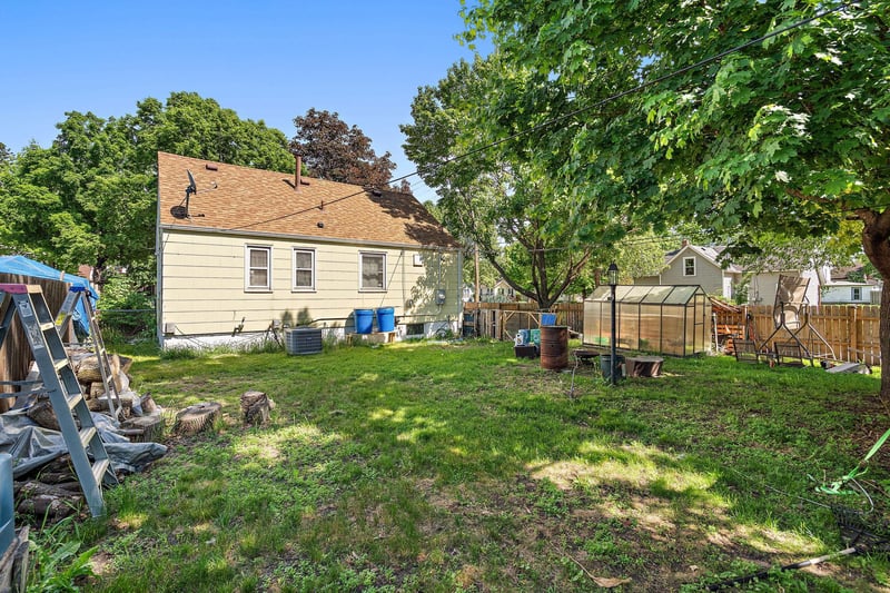 5201 Camden Ave N, Minneapolis, MN 55430