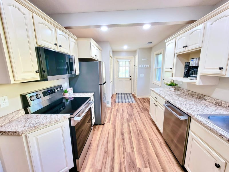 715 Elm St, Anoka, MN 55303
