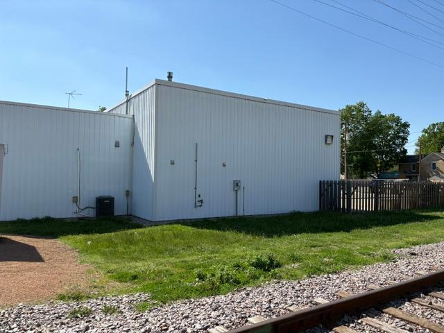 137 1st St E, Jordan, MN 55352