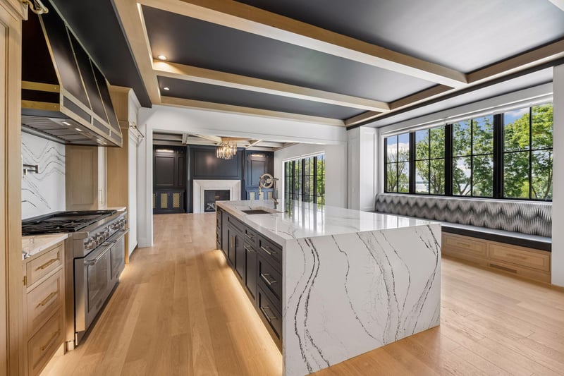 1105 Tanager Hill, Wayzata, MN 55391