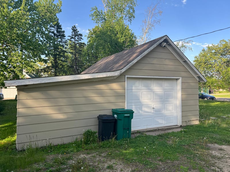 536 Gambia Ave, Wabasha, MN 55981