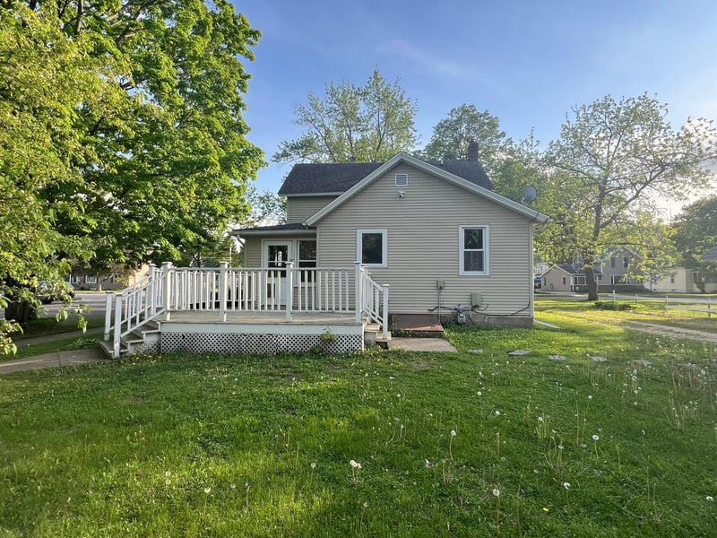 536 Gambia Ave, Wabasha, MN 55981