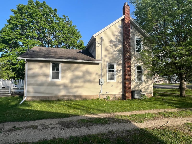 536 Gambia Ave, Wabasha, MN 55981