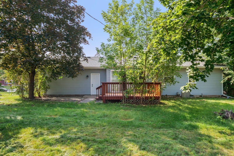 10439 University Cir NE, Blaine, MN 55434