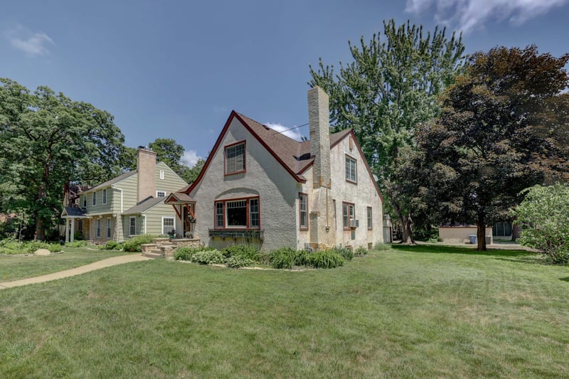4020 Washburn Ave N, Minneapolis, MN 55412