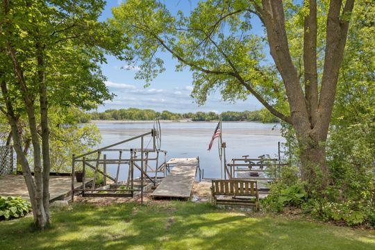 21892 Flowerwood Ct, Richmond, MN 56368