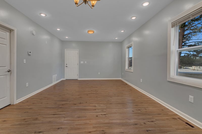 41 1st St N, Flensburg, MN 56328