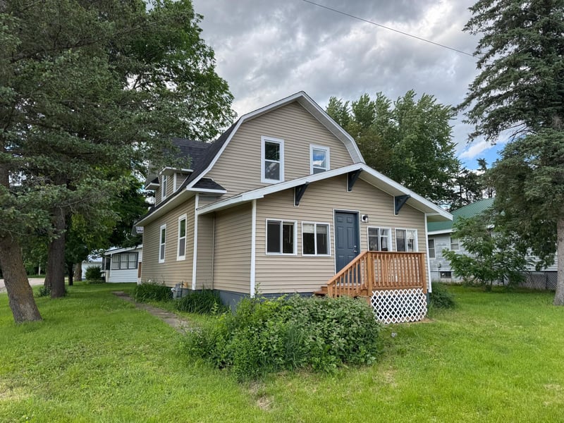 41 1st St N, Flensburg, MN 56328