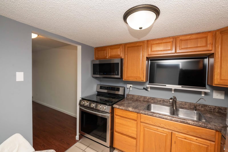 7196 72nd Ln N #227, Brooklyn Park, MN 55428