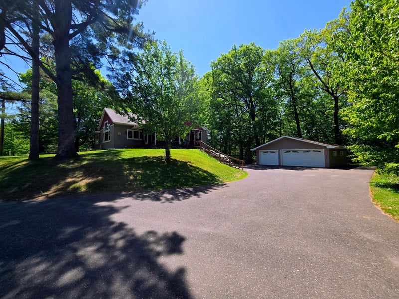 1325 Island Ave, Cumberland, WI 54829