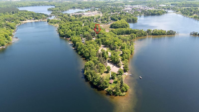 1325 Island Ave, Cumberland, WI 54829
