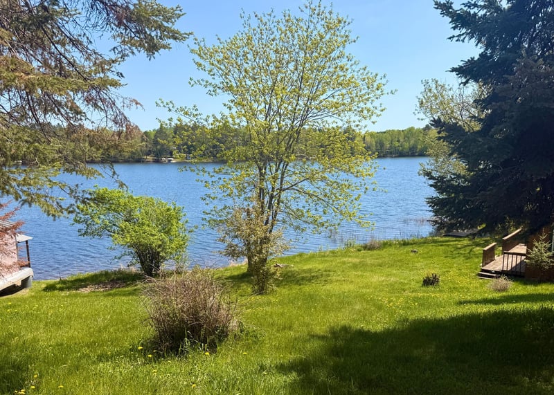 6592 Dewey Point Rd, Chisholm, MN 55719