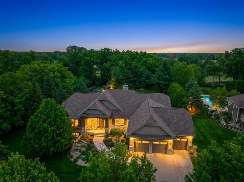 11711 56th St N, Lake Elmo, MN 55042