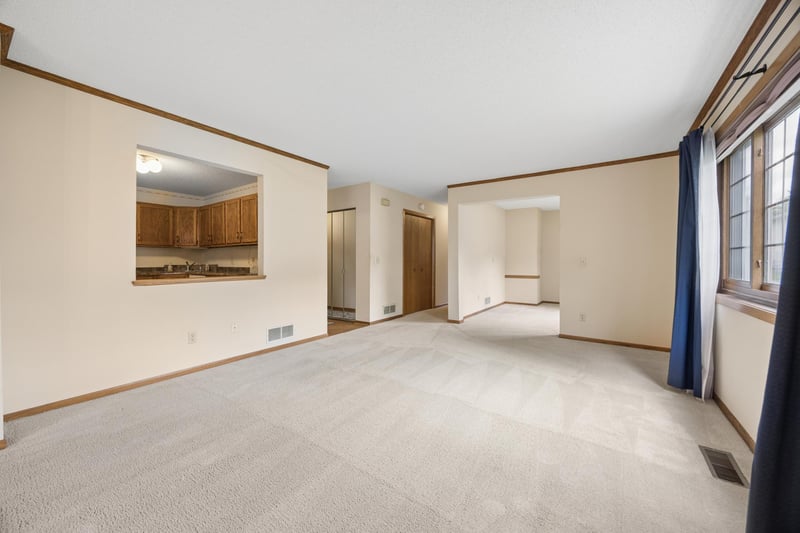 4050 Maureen Dr NE #101NE, Columbia Heights, MN 55421