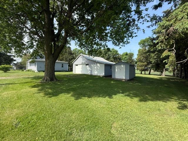 106 Boulevard St, Belview, MN 56214