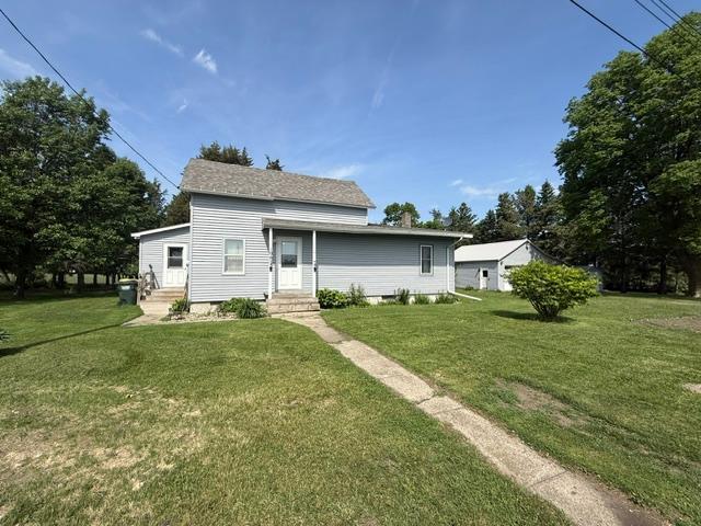 106 Boulevard St, Belview, MN 56214