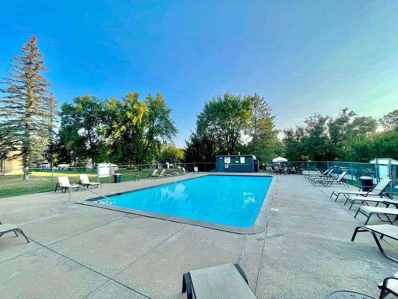 362 Quadna Mountain Rd, Hill City, MN 55748